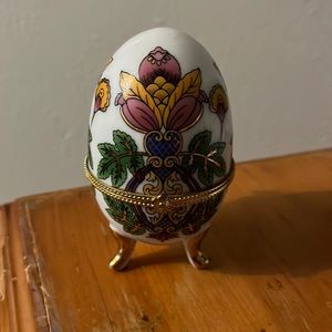 Fabrage Egg trinket box